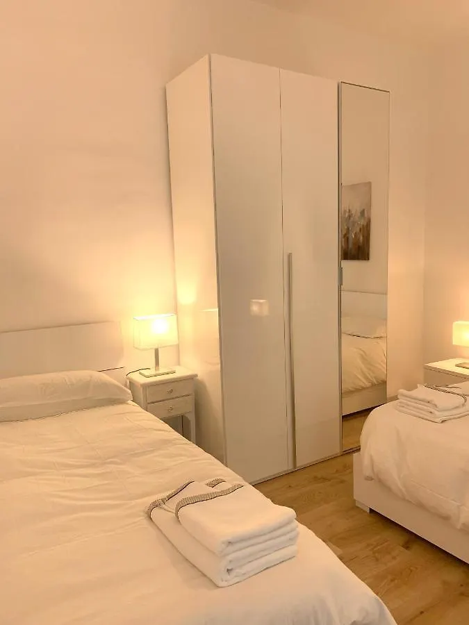 Residence D'Azeglio Palermo 0*,
